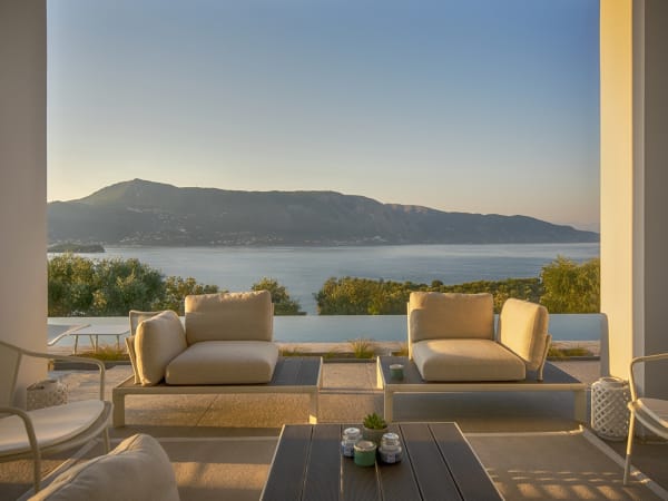 The al fresco sitting area with its gorgeous views.